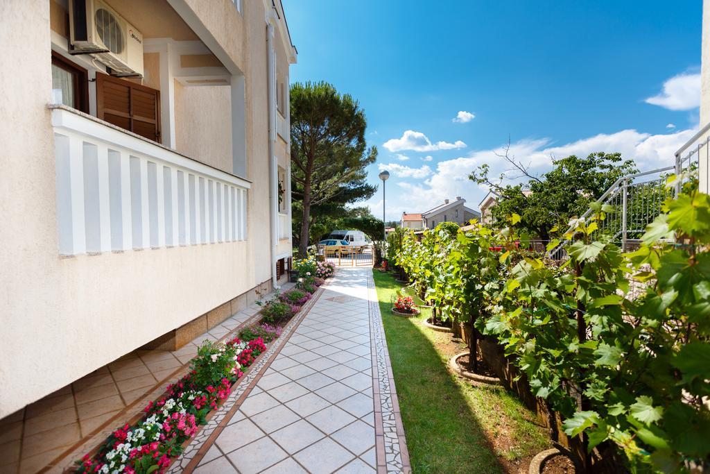 Galovic Apartments Punat Εξωτερικό φωτογραφία